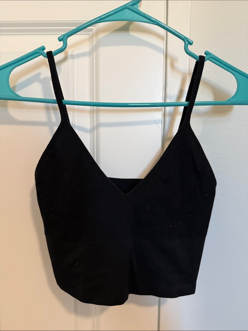Black V-Neck Cropped Tank Top - Women